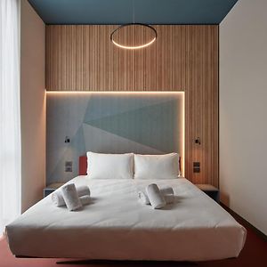 Camera con letto king size